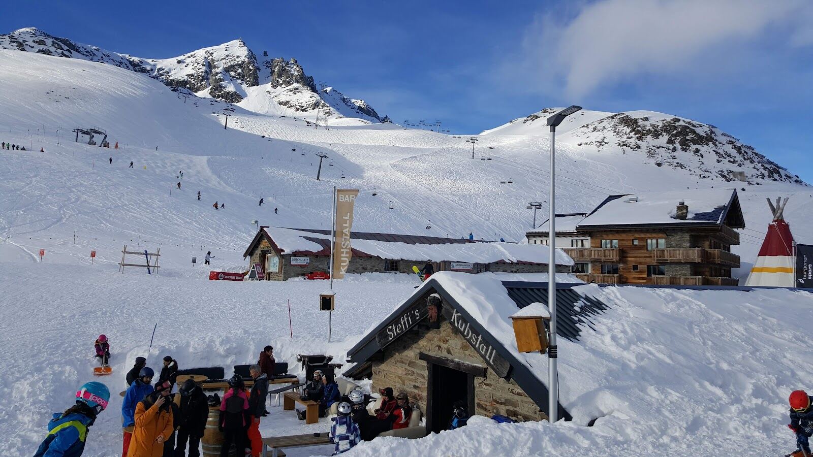 Sunny pistes on the Aletsch Arena plateau above Riederalp