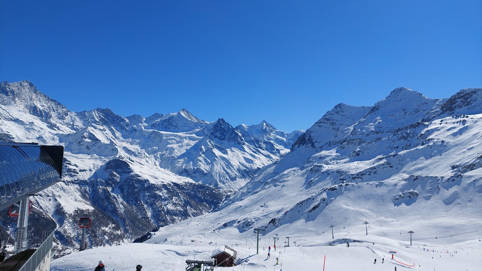 The big cable car crossing high ground from Grimentz toward the Zinal sector