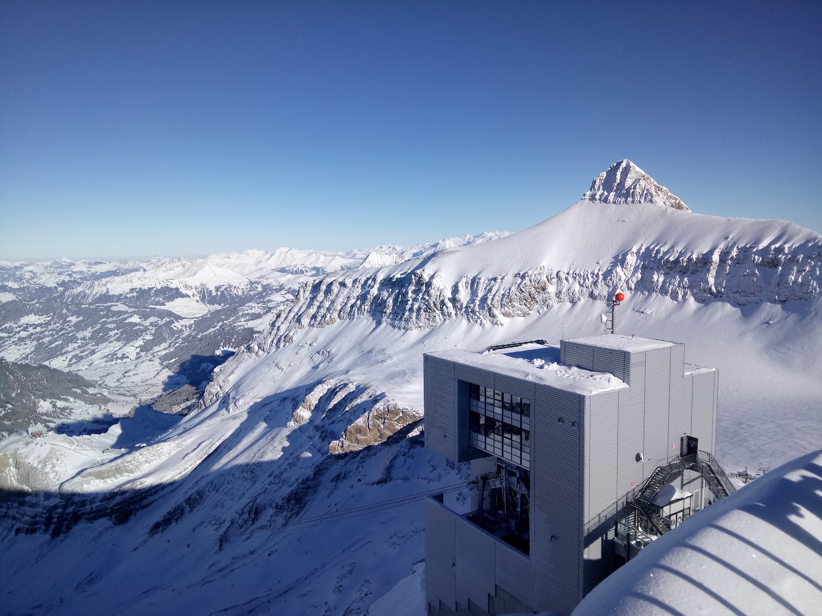 The village of Les Diablerets below its snowy peaks