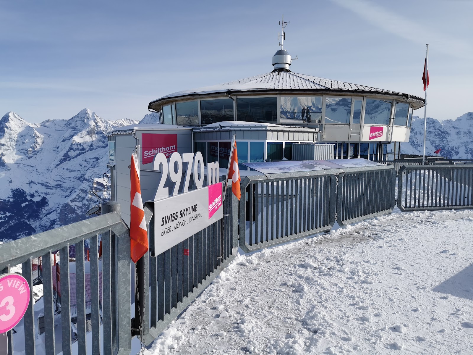 Steep pistes below the Schilthorn above Murren